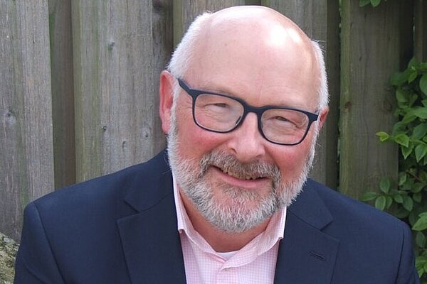photo of Alan Connett