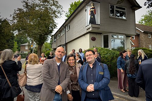 Anne Boleyn statue ‘returned to its rightful place’