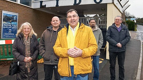 Image of councillors and MP at the Lido