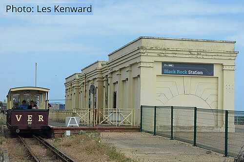 Black Rock Station by Les Kenward