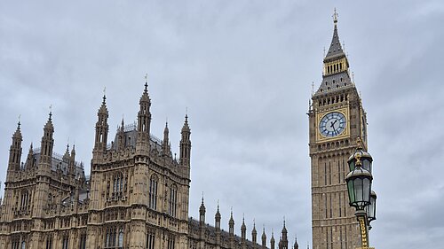image of houses of parliament