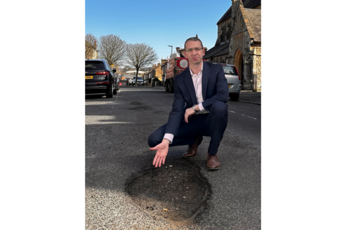 pothole_watford_mayor