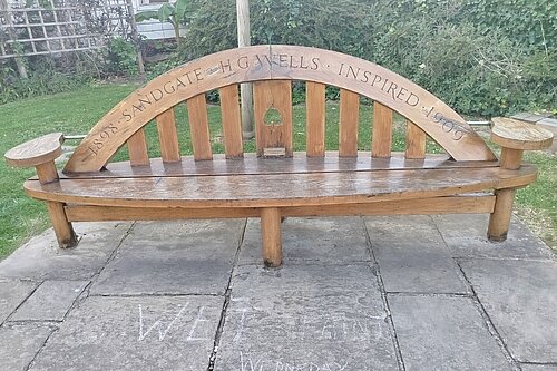 HG Wells bench in Sandgate, his former home