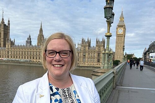 Zöe Franklin on Westminster bridge