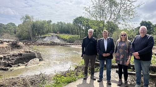 image of Martin with EA officers at Teigngrace